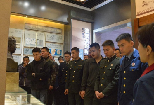 2024年3月22日临淄区退役士兵“就业直通车”活动走进永利304官网唯一